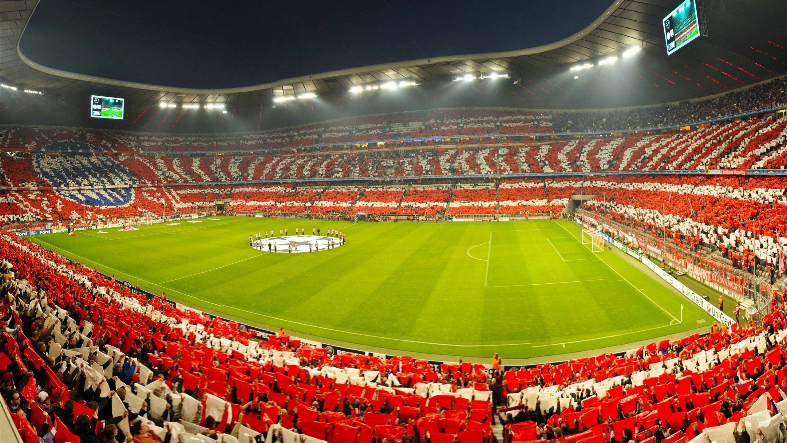 国际赛场上升国旗奏国歌瞬间点燃全场爱国热情，全程升国旗奏国歌视频